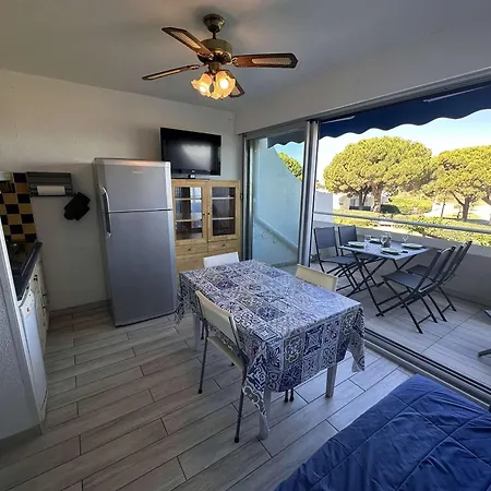 Studio 2 Cabines Climat. 1Er Etage Plage Parking