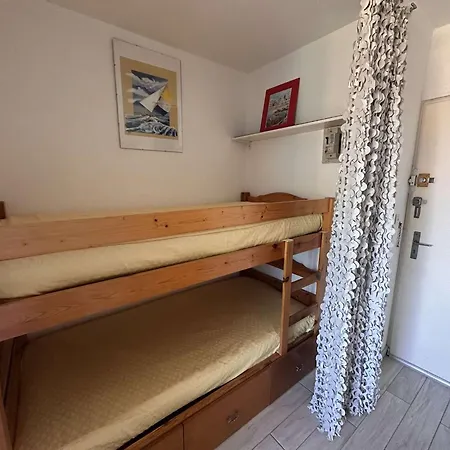 Appartement Studio 2 Cabines Climat. 1Er Etage Plage Parking