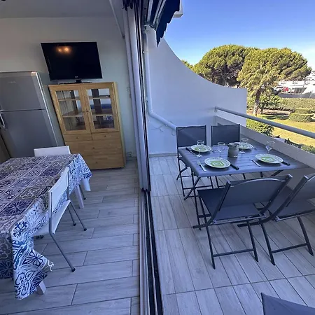 Appartement Studio 2 Cabines Climat. 1Er Etage Plage Parking Le Grau-du-Roi