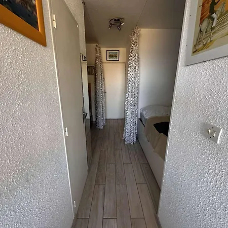 Appartement Studio 2 Cabines Climat. 1Er Etage Plage Parking Le Grau-du-Roi